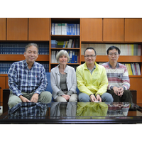 2014.05.06 Prof. Andree (Fanny) Kirsch-De Mesmaeker (Free University of Brussels(ULB),Belgium) (左二)